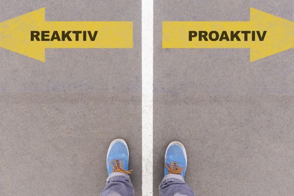Hitta balansen mellan ett reaktivt och proaktivt ledarskap